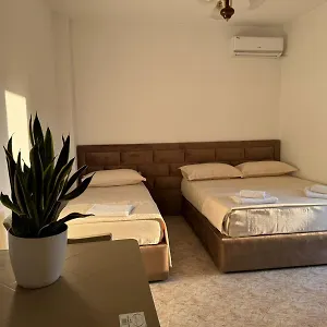  Homestay Melas
